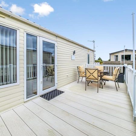 Escape To Paradise At Pevensey Bay Holiday Park 13 Woodland Walk 빌라 외부 사진